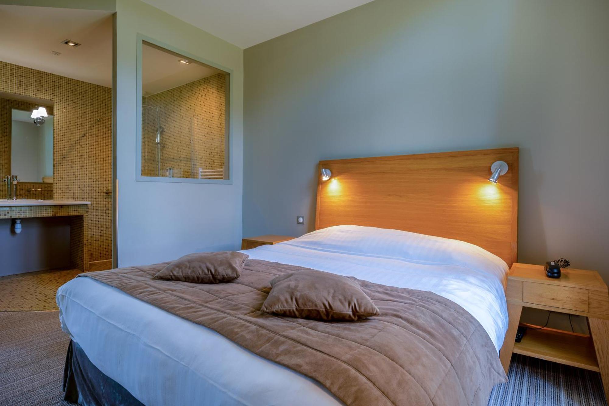 Et Du Château Hotel 3*