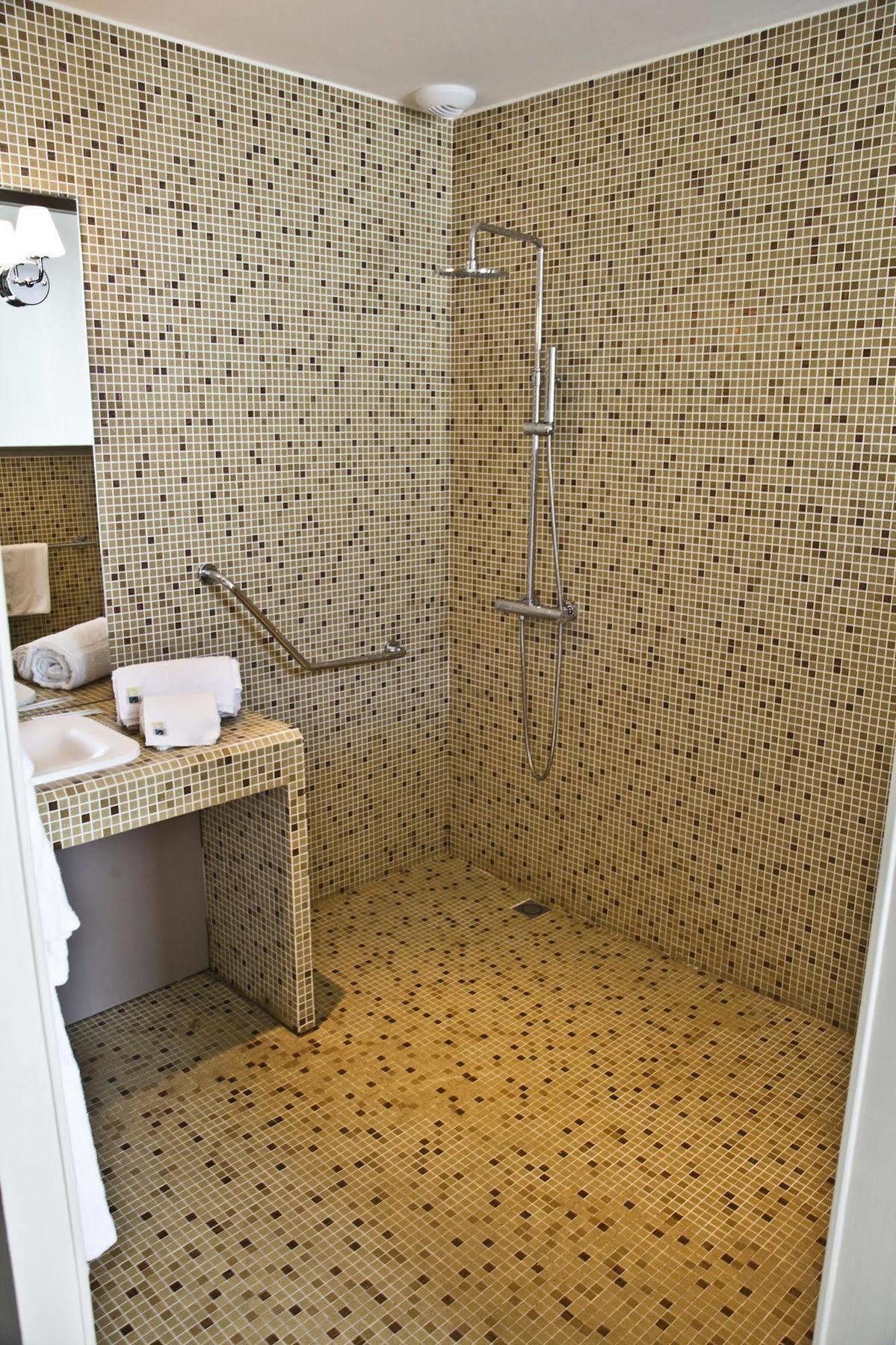 Et Du Château Hotel 3*